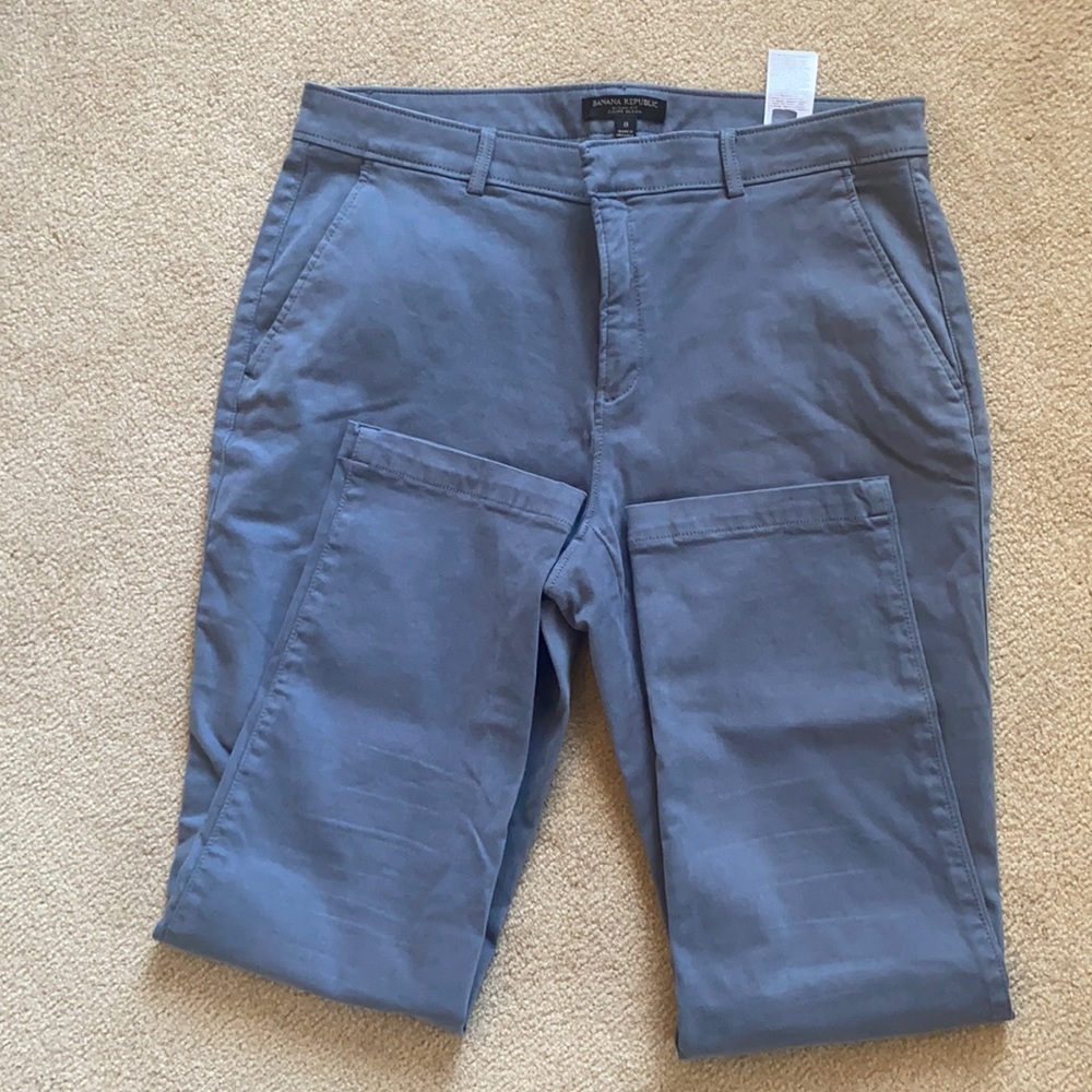 Banana Republic Sloan fit pants size 8 - 2 available
